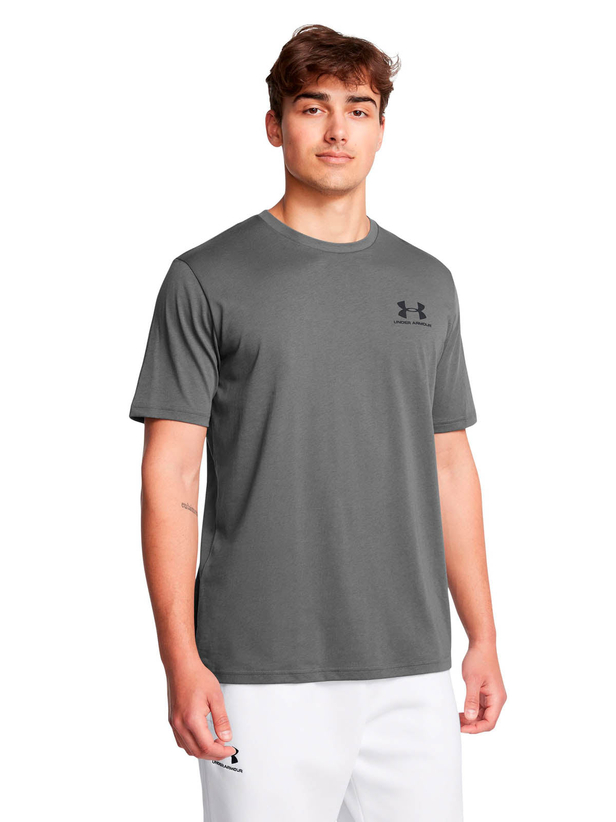 Polera manga corta UA Sportstyle para hombre