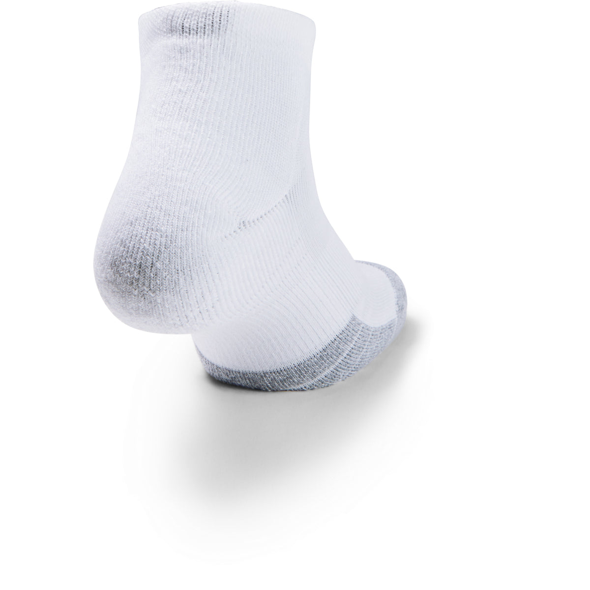 Paquete de tres pares de calcetines HearGear® Low Cut para adultos