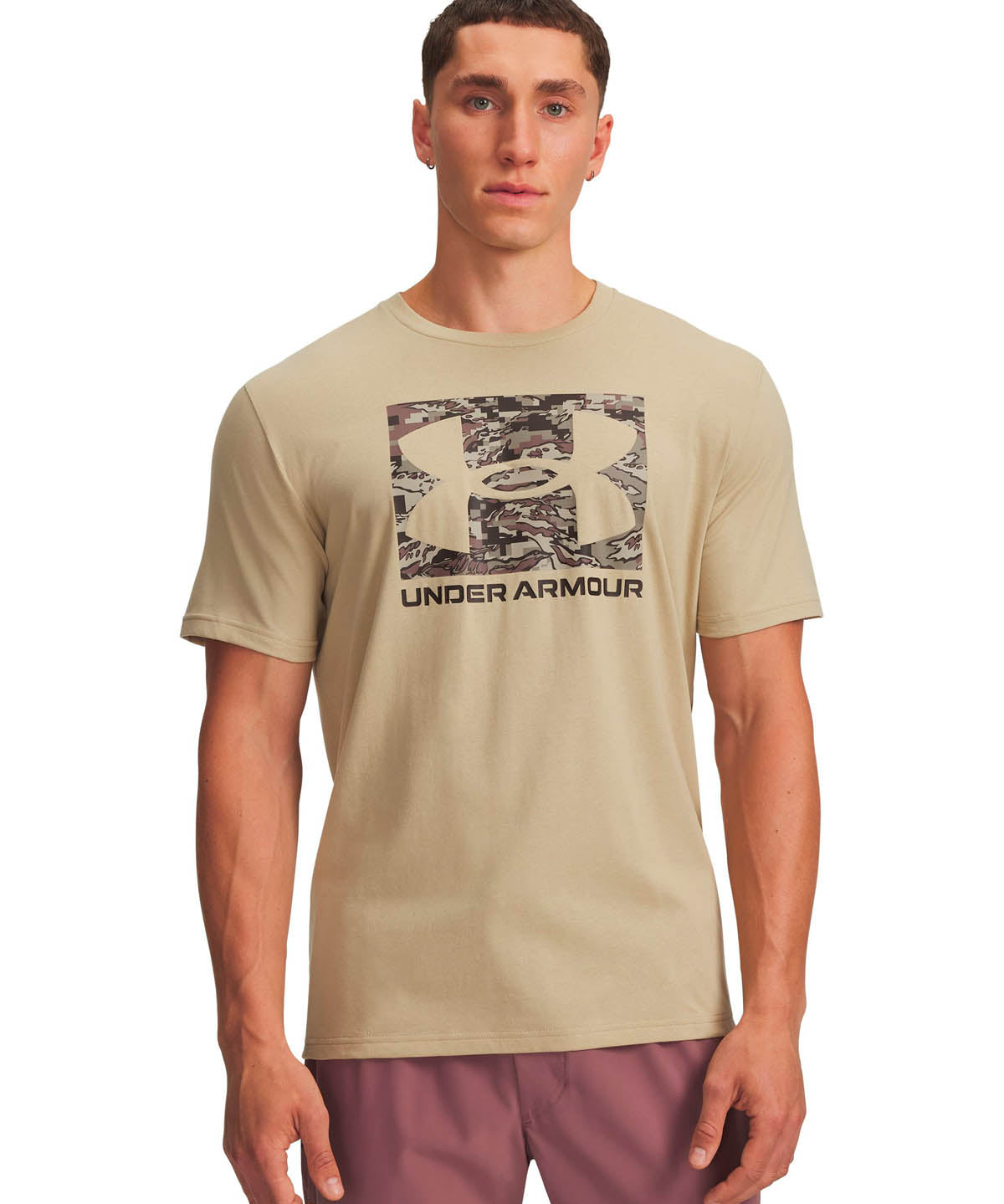 Polera manga corta Lifestyle para Hombre ABC Camo Boxed logo Café Under Armour