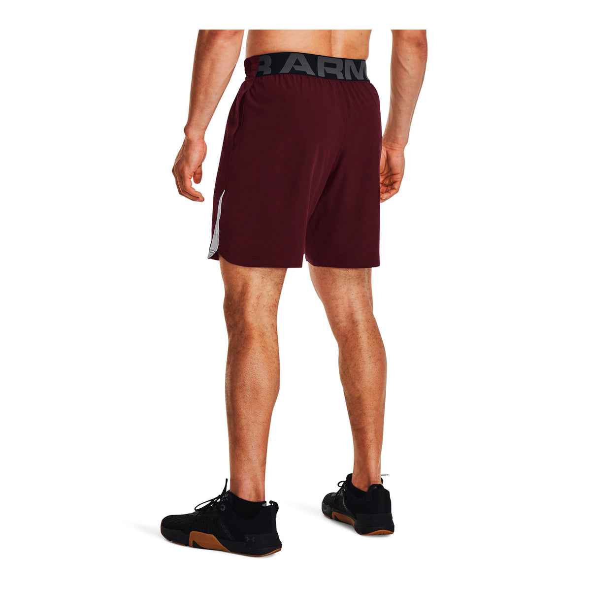 Short Elevated Woven 2.0 para hombre Under Armour