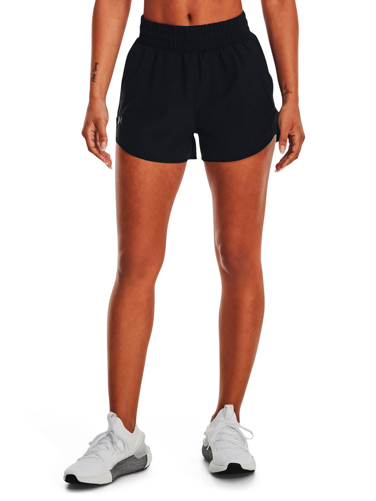 Shorts UA Flex Woven 7.5cm para mujer