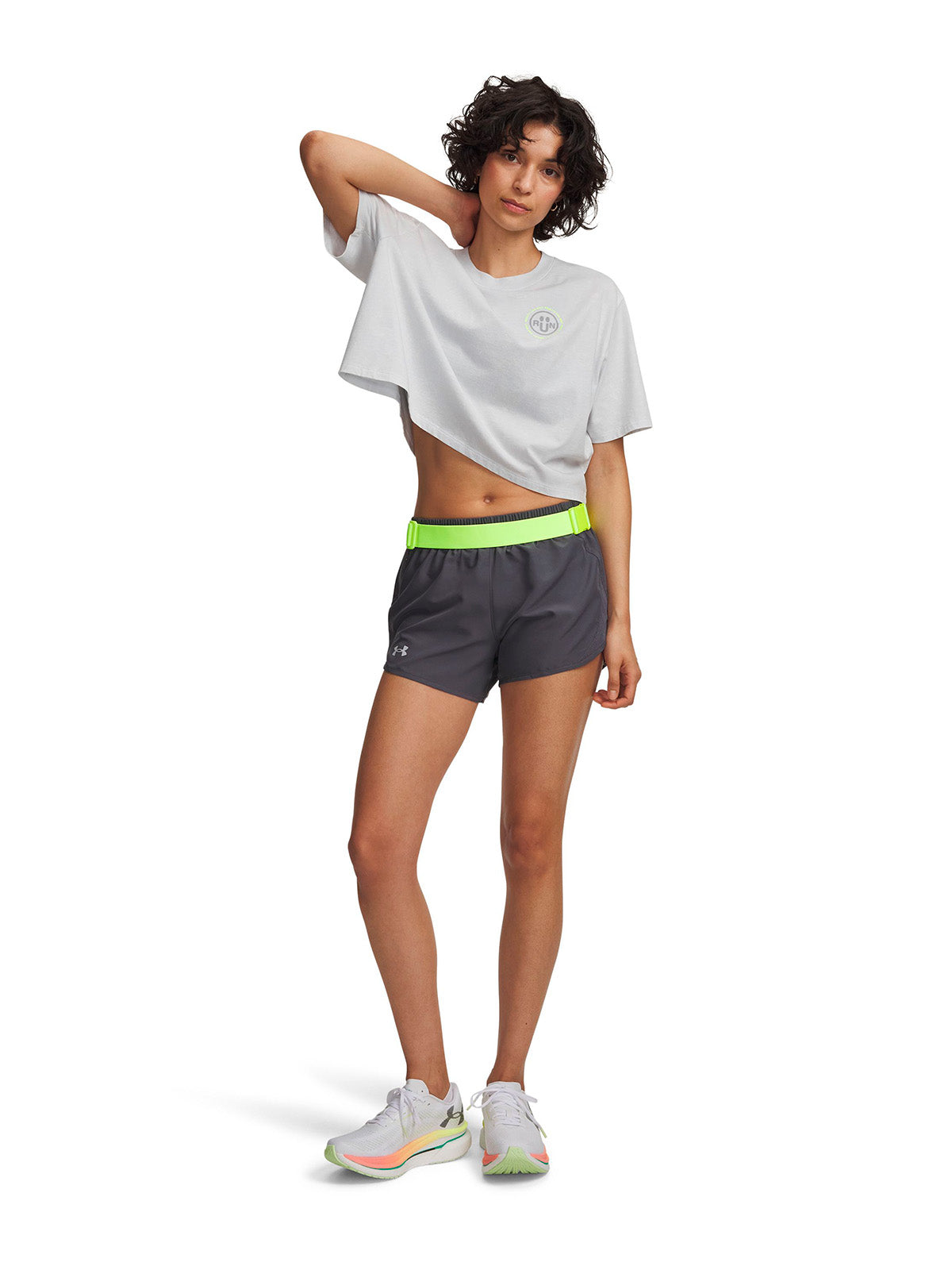UA Fly-By 3" gris para mujer