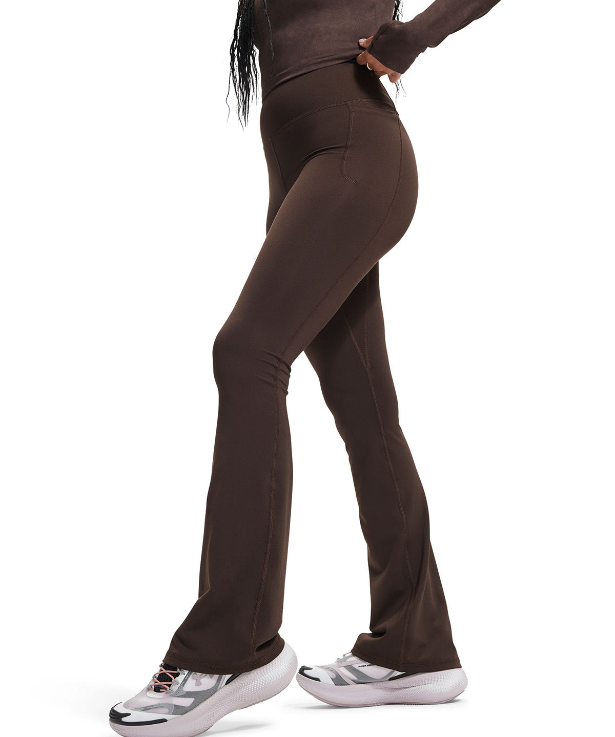 UA Meridian Flare Pantalon café para mujer