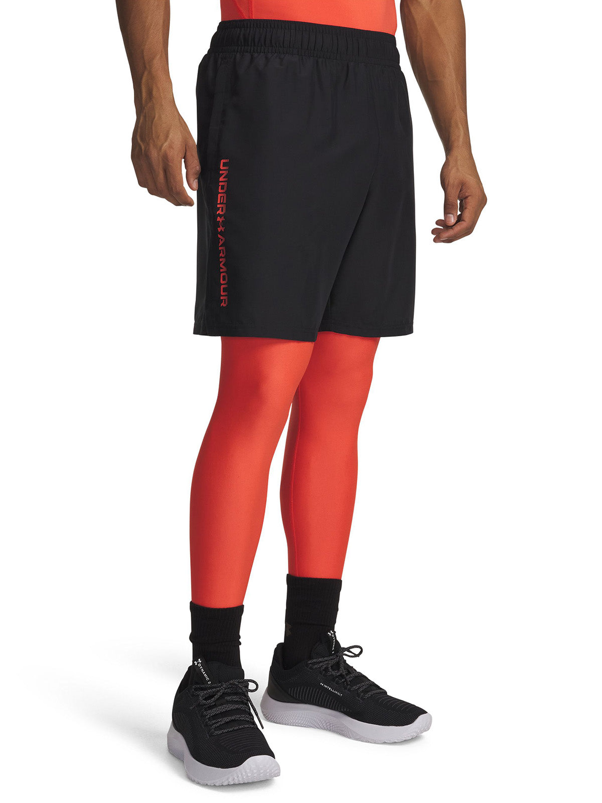 UA Tech Woven Wordmark Short negro para hombre