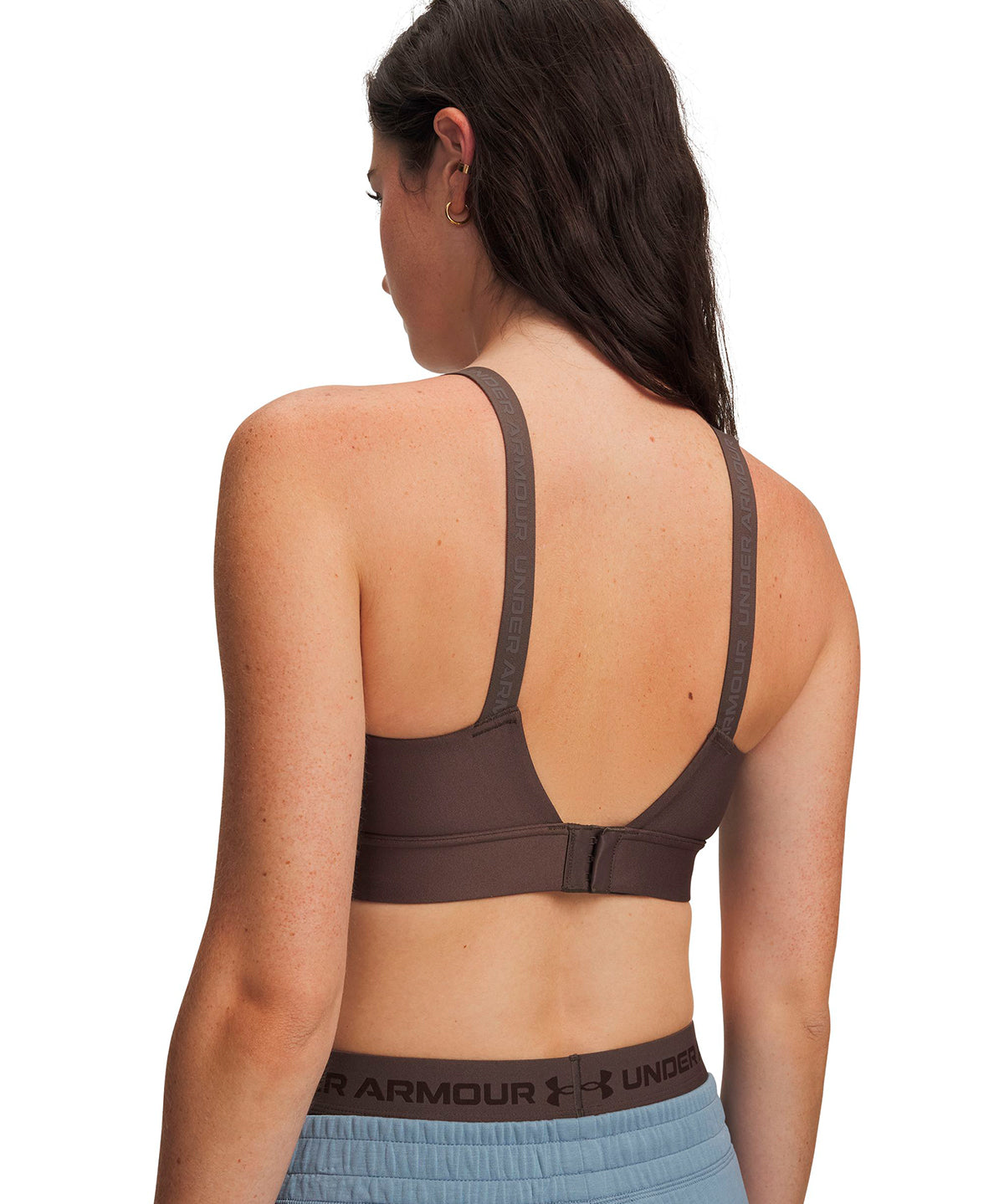 Peto UA Infinity Mid 2.0 café para mujer
