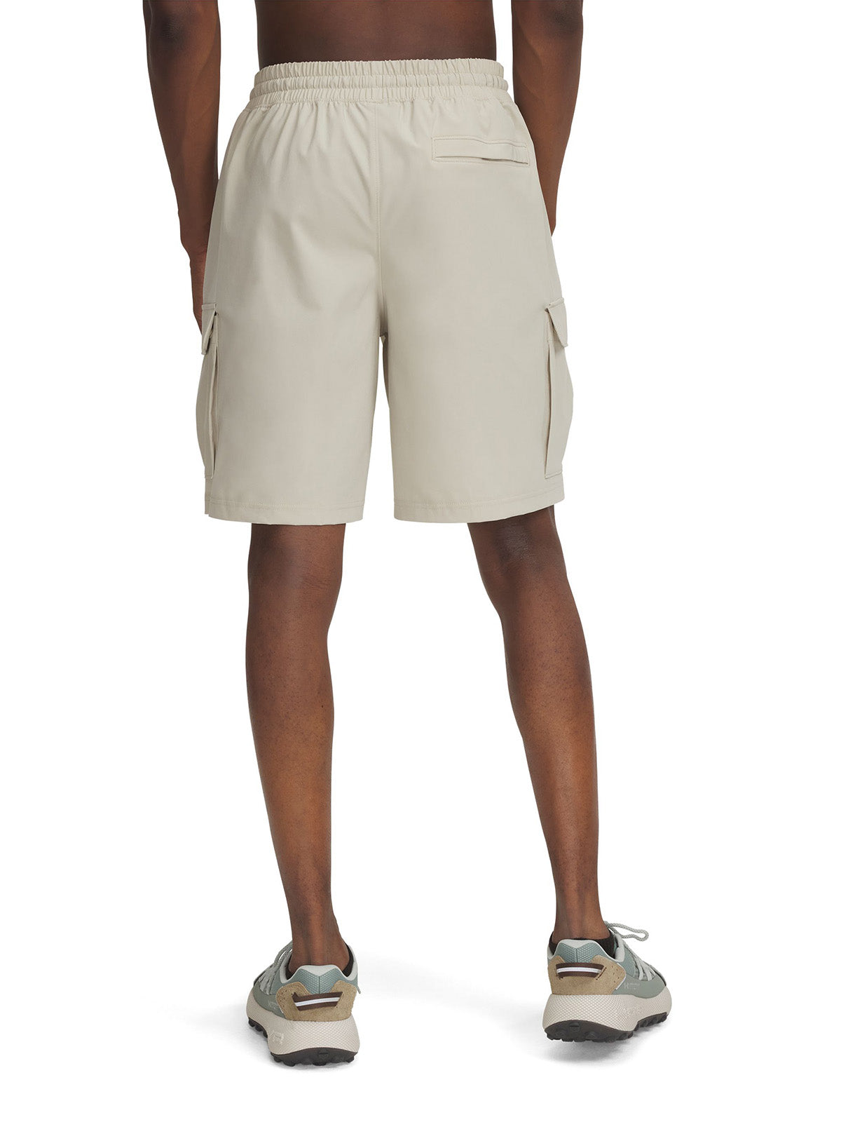 Short UA Vibe Woven Cargo café para hombre