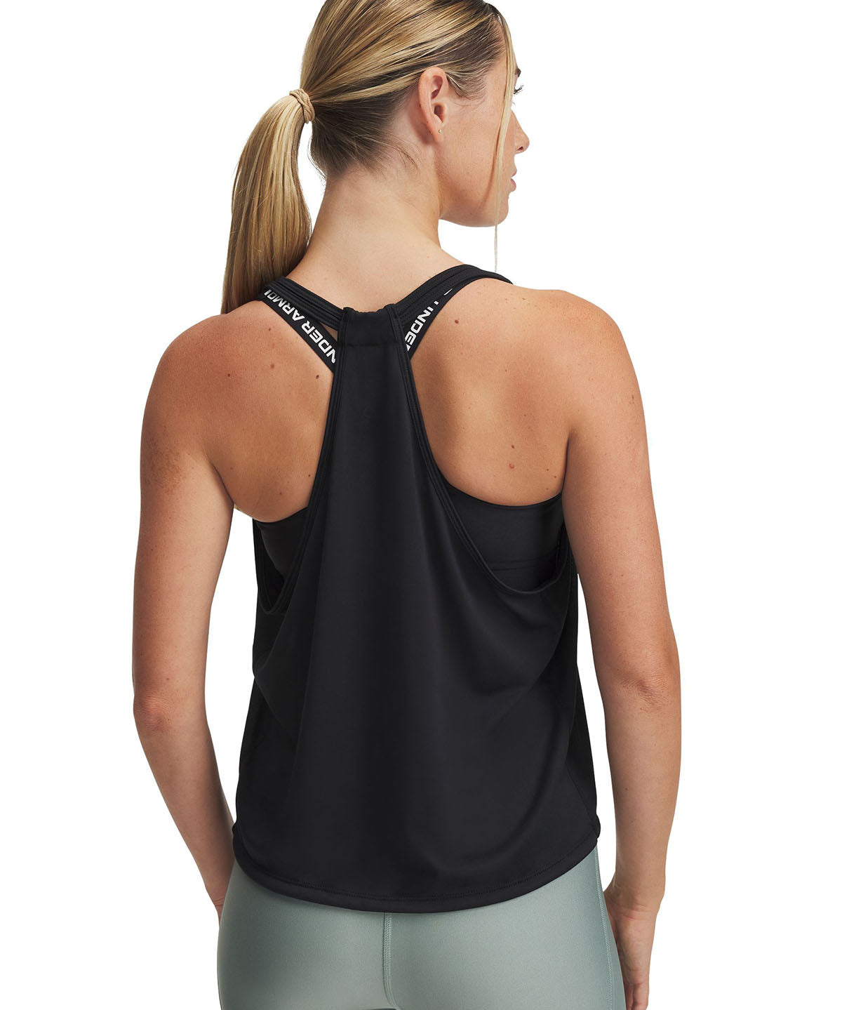 Polera sin mangas Under Armour tech swing negro para mujer