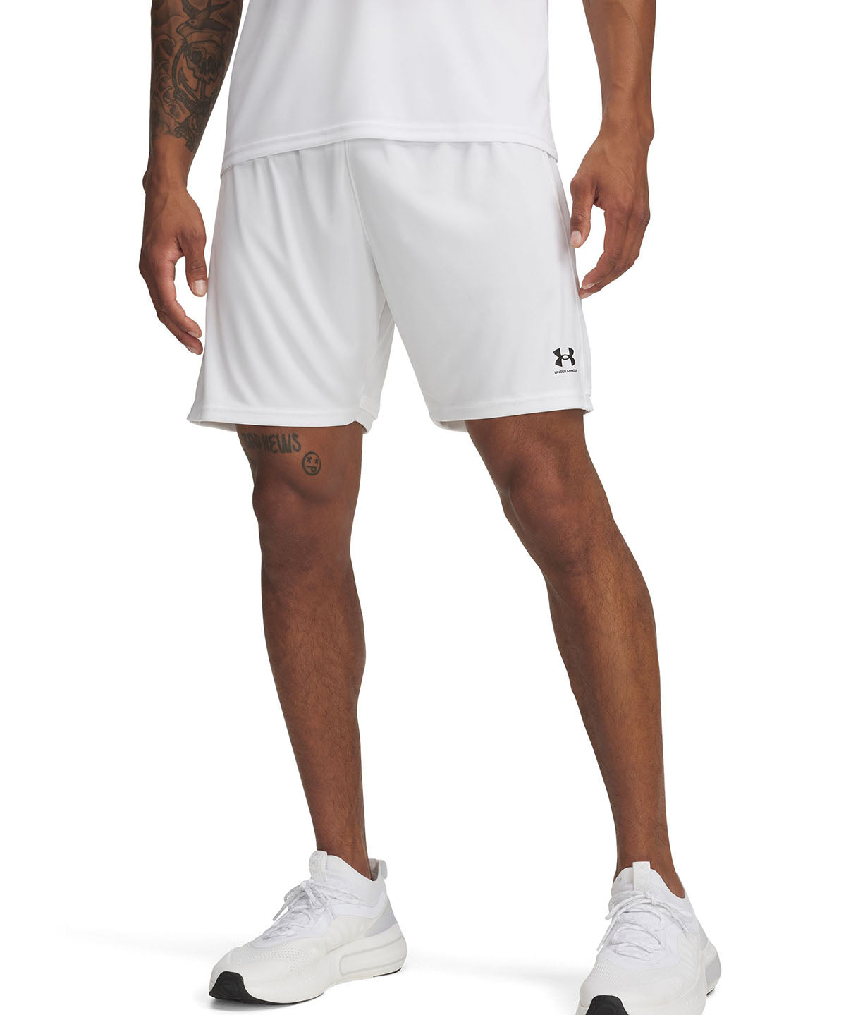 Shorts UA Challenger blanco para hombre