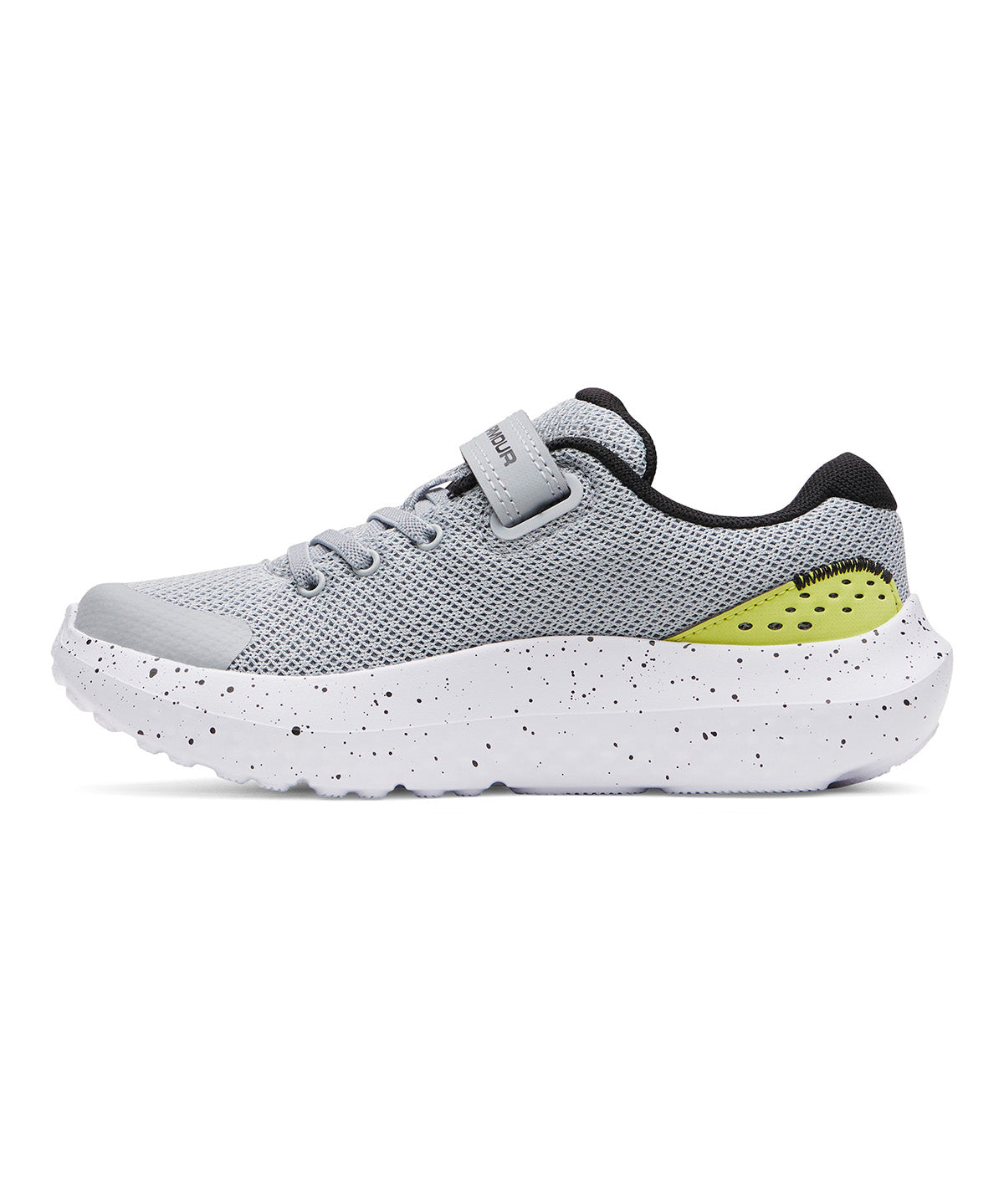 Zapatilla Preescolar UA Surge 4 AC gris para niño