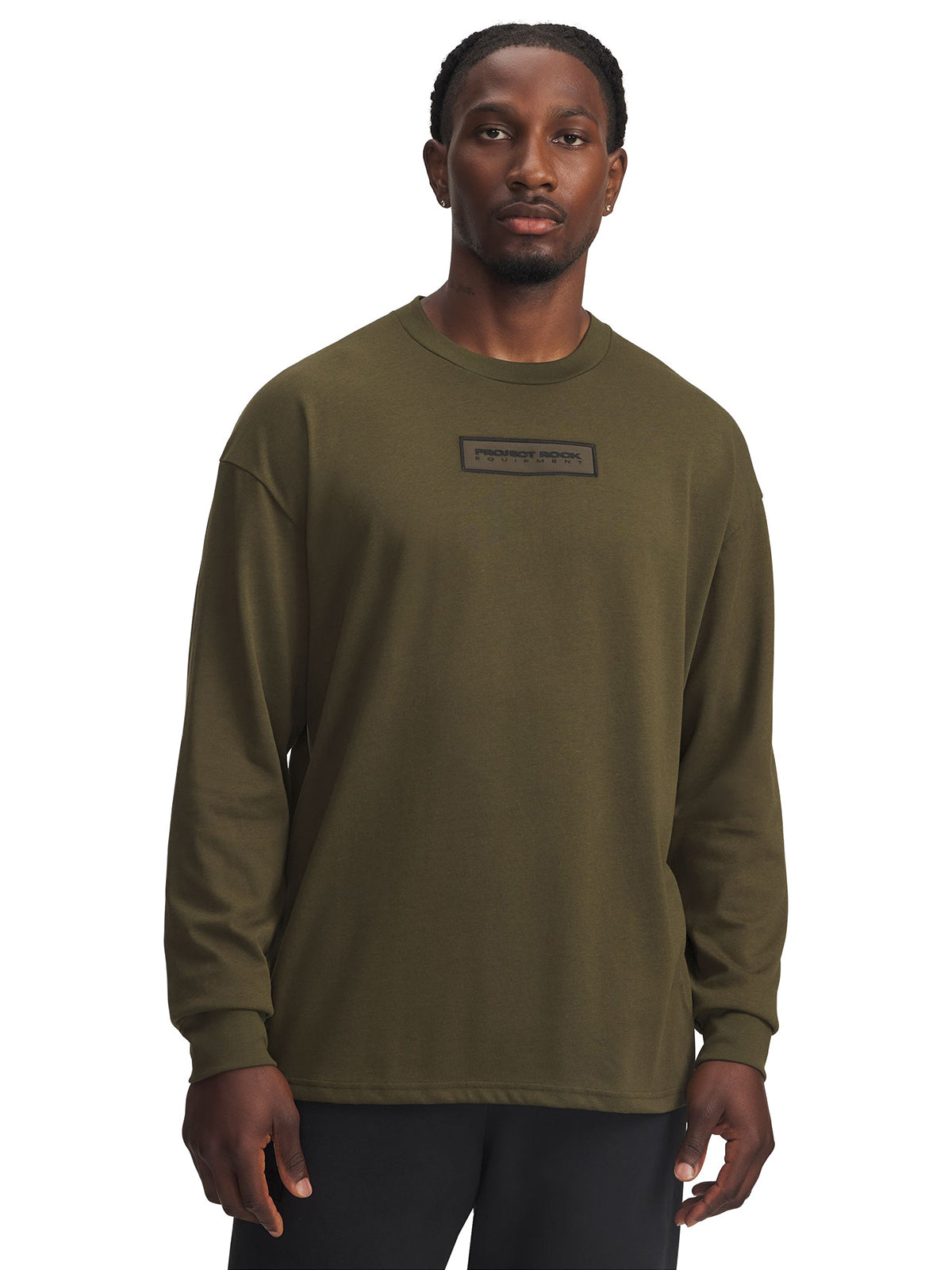 Polera manga larga de entrenamianto para hombre Project Rock verde Under Armour.