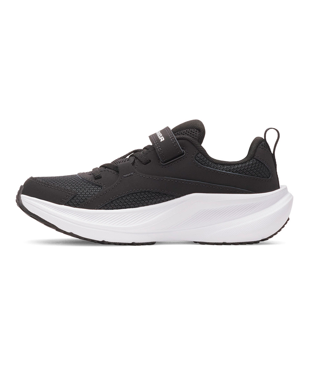 Zapatilla UA Assert 11 AC negra para niña