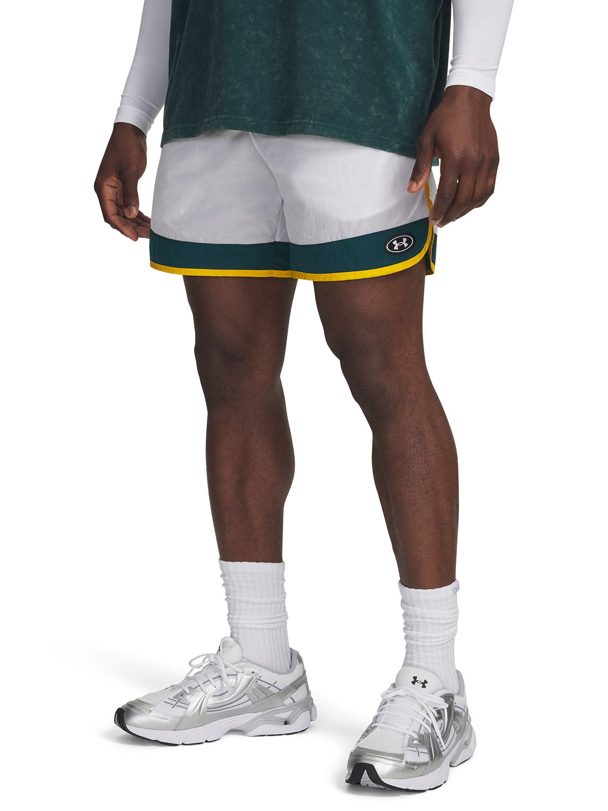 UA Icon Woven Track Short blanco para hombre