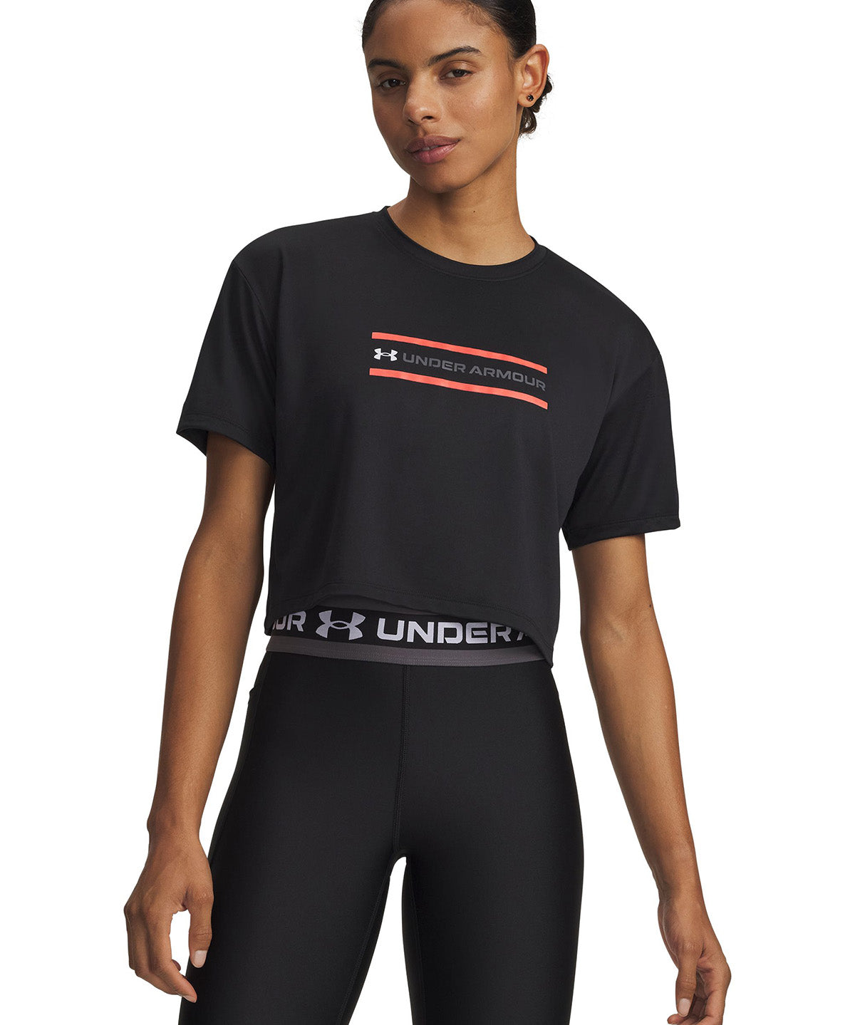 UA Tech Branded Crop SS Polera Manga Corta negro para mujer