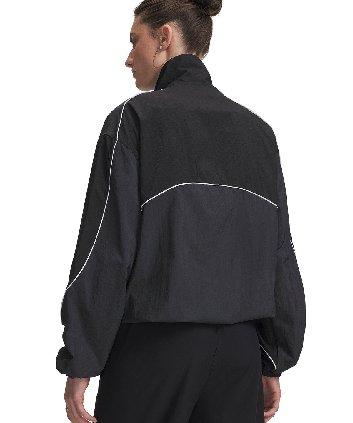 Chaqueta UA Unstoppable Woven Wind negra para mujer