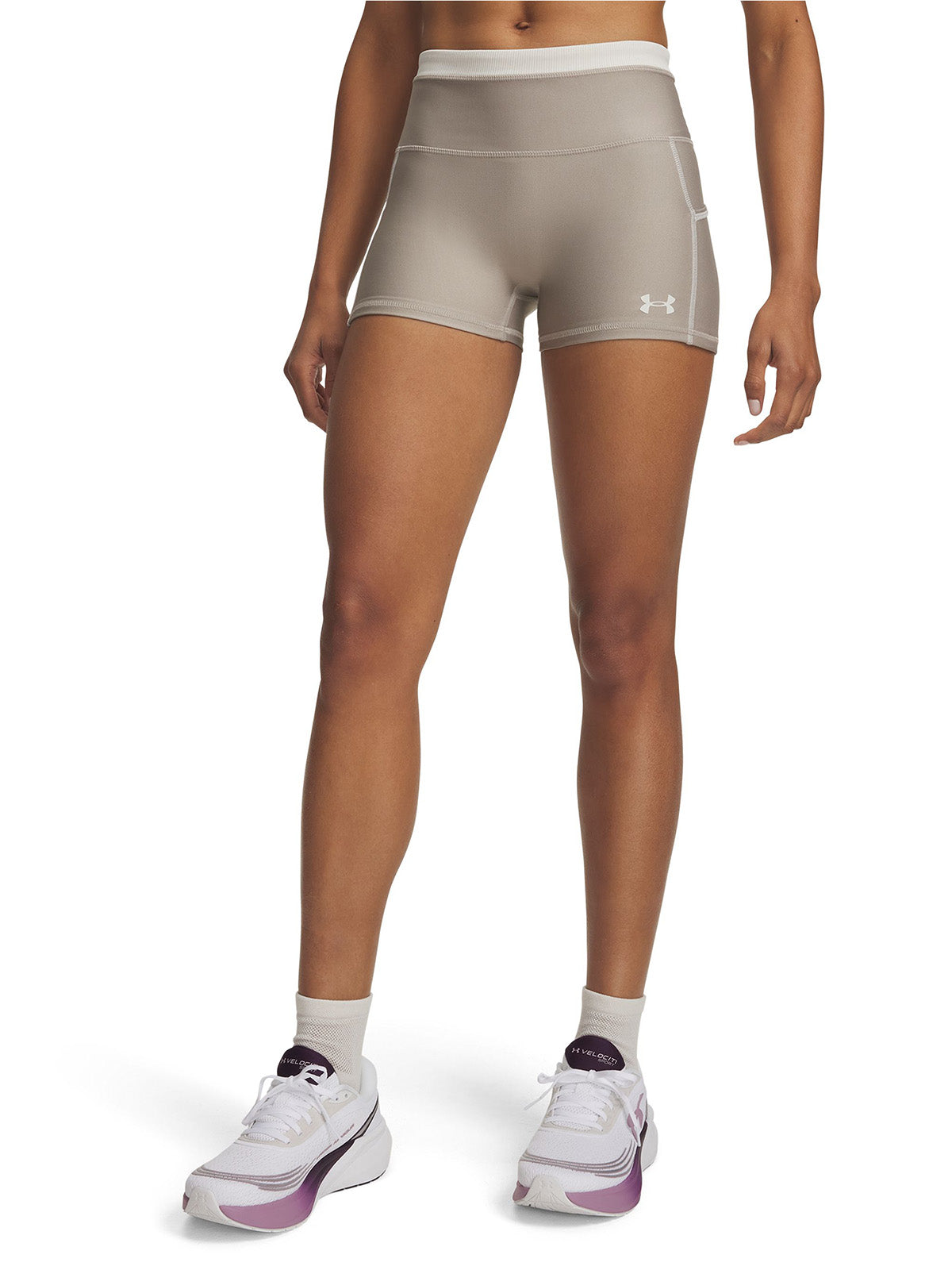 Primera capa inferior UA HeatGear Novelty café para mujer