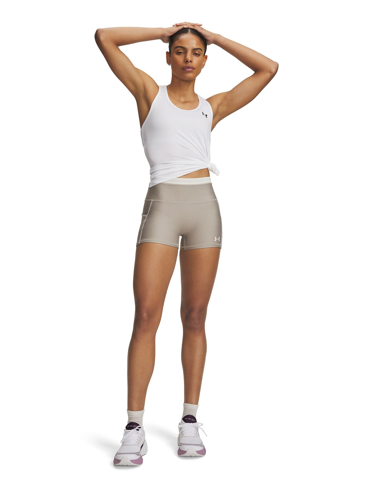 Primera capa inferior UA HeatGear Novelty café para mujer