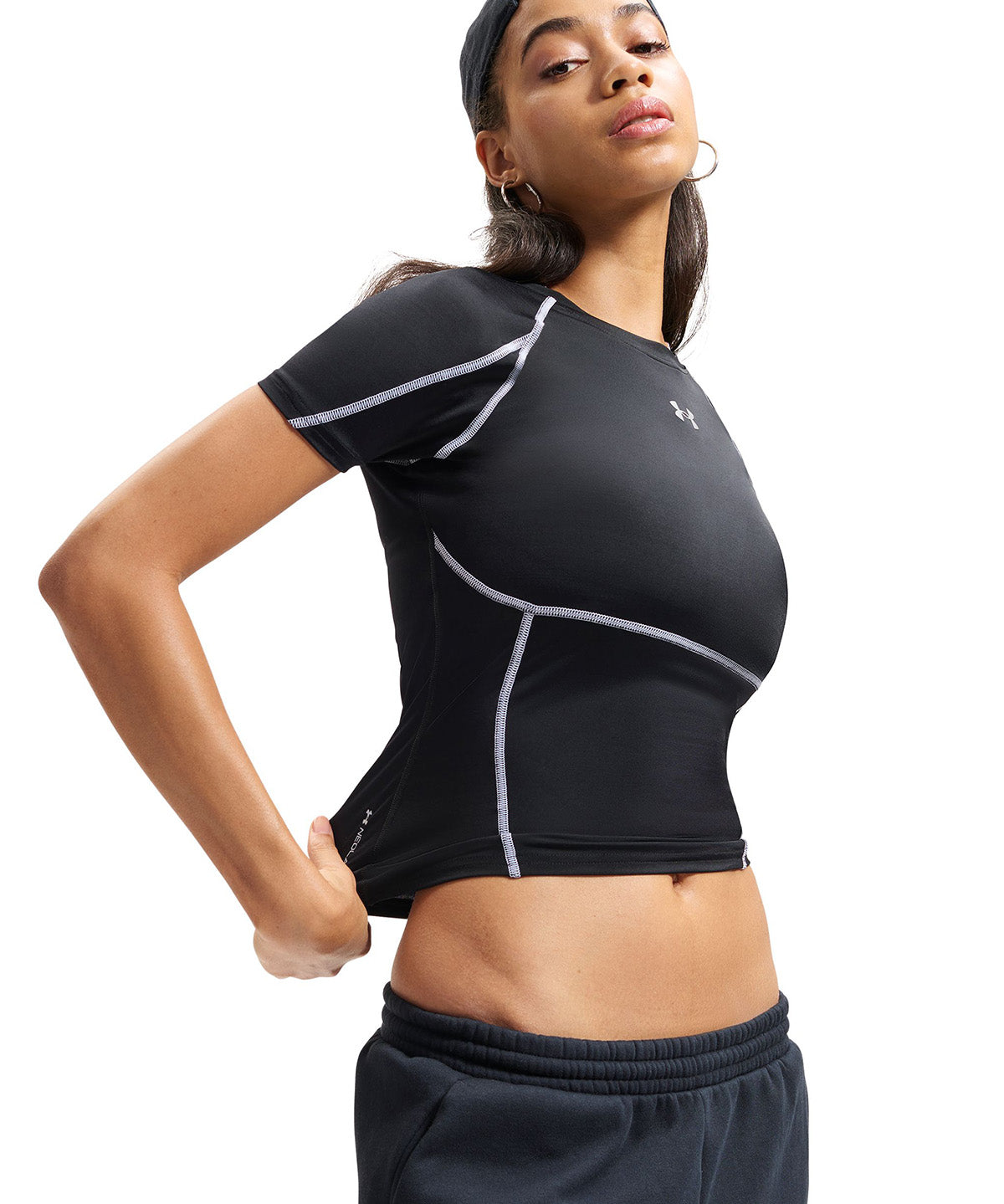 UA HeatGear Elite SS Primera Capa Superior negra para mujer