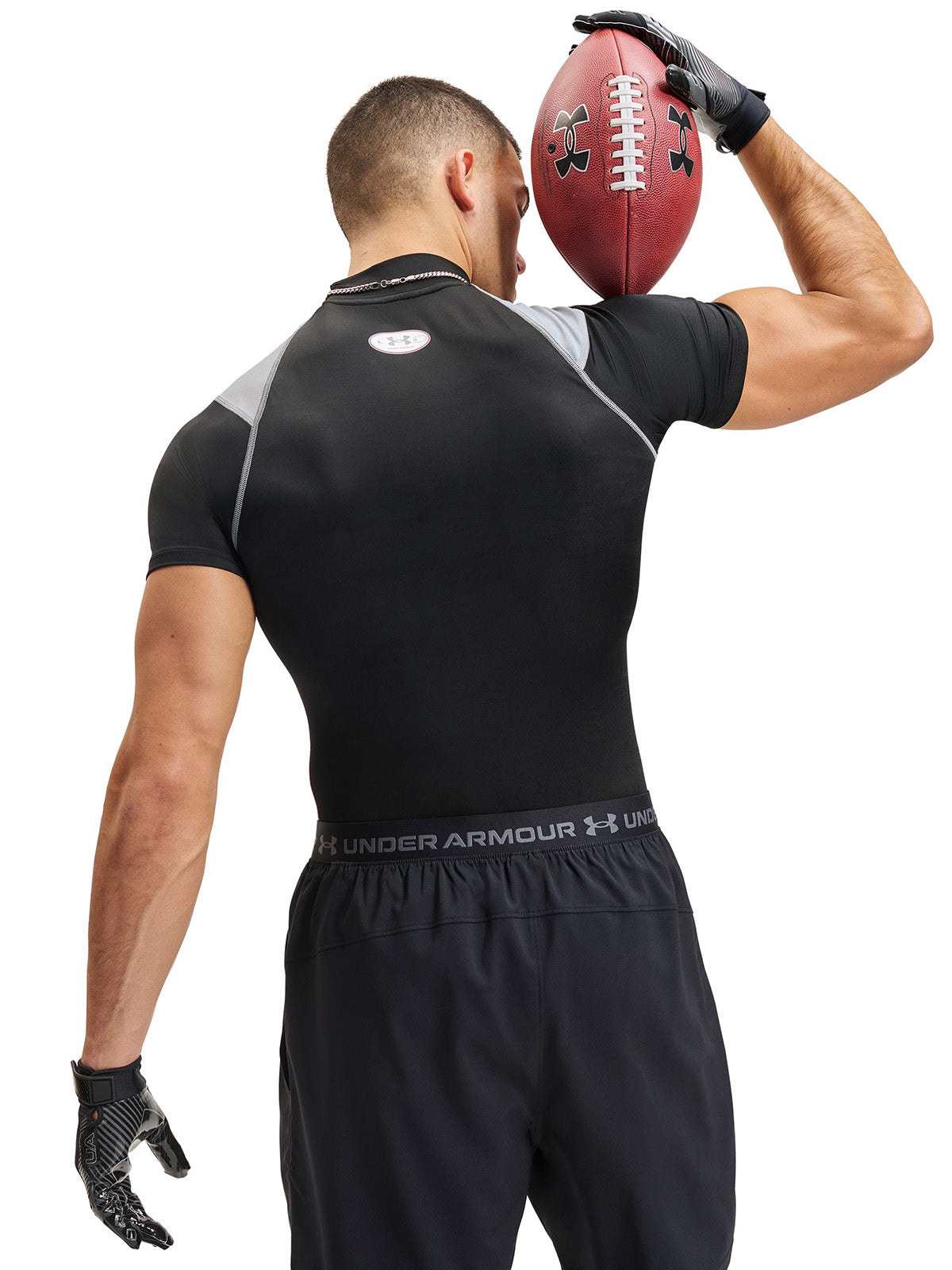 UA HG Elite Comp Mock SS Primera Capa Superior Negra para Hombre