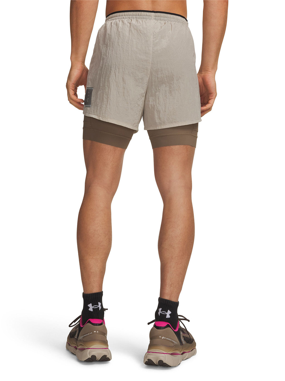 Short UA HB Run café para hombre