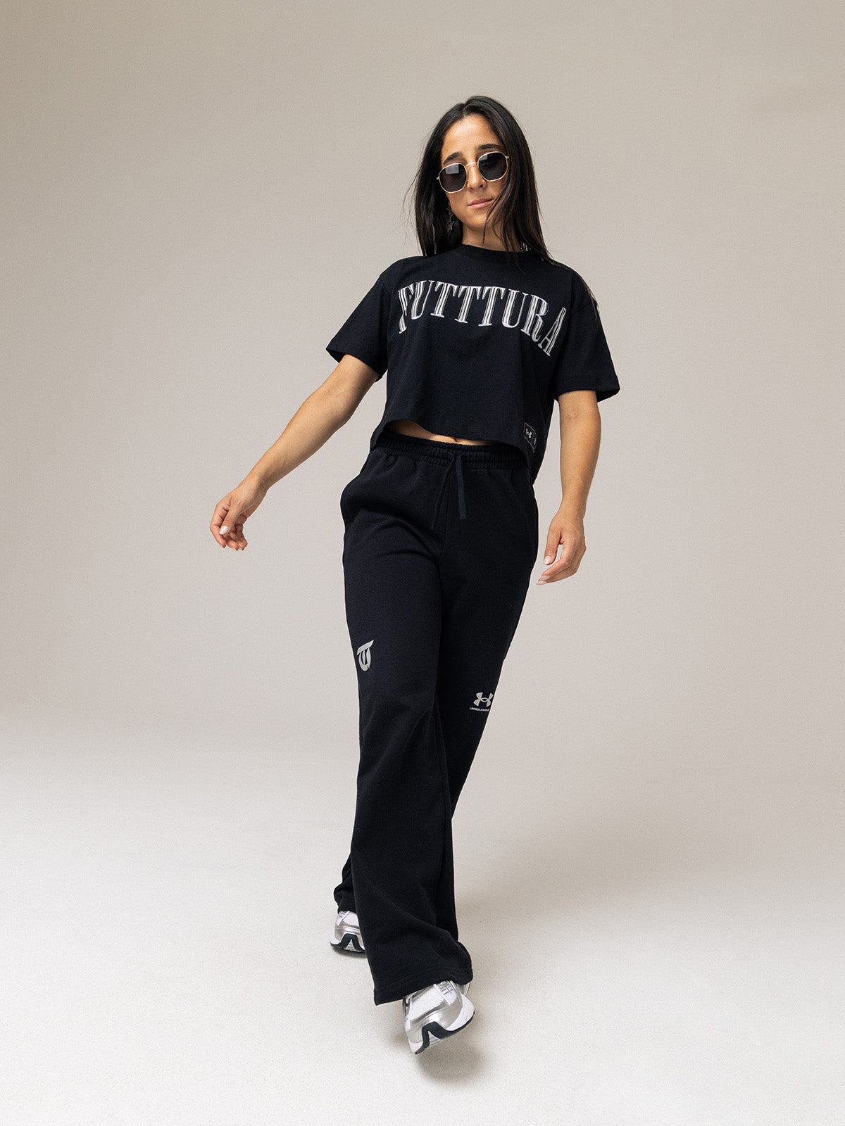 Polera Crop TINI Unisex Negra - FUTTURA